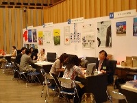 2005年海外留学フェア（東京会場）個別相談の写真