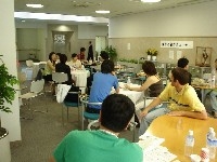2005年海外留学フェア（神戸会場）留学体験談コーナーの写真